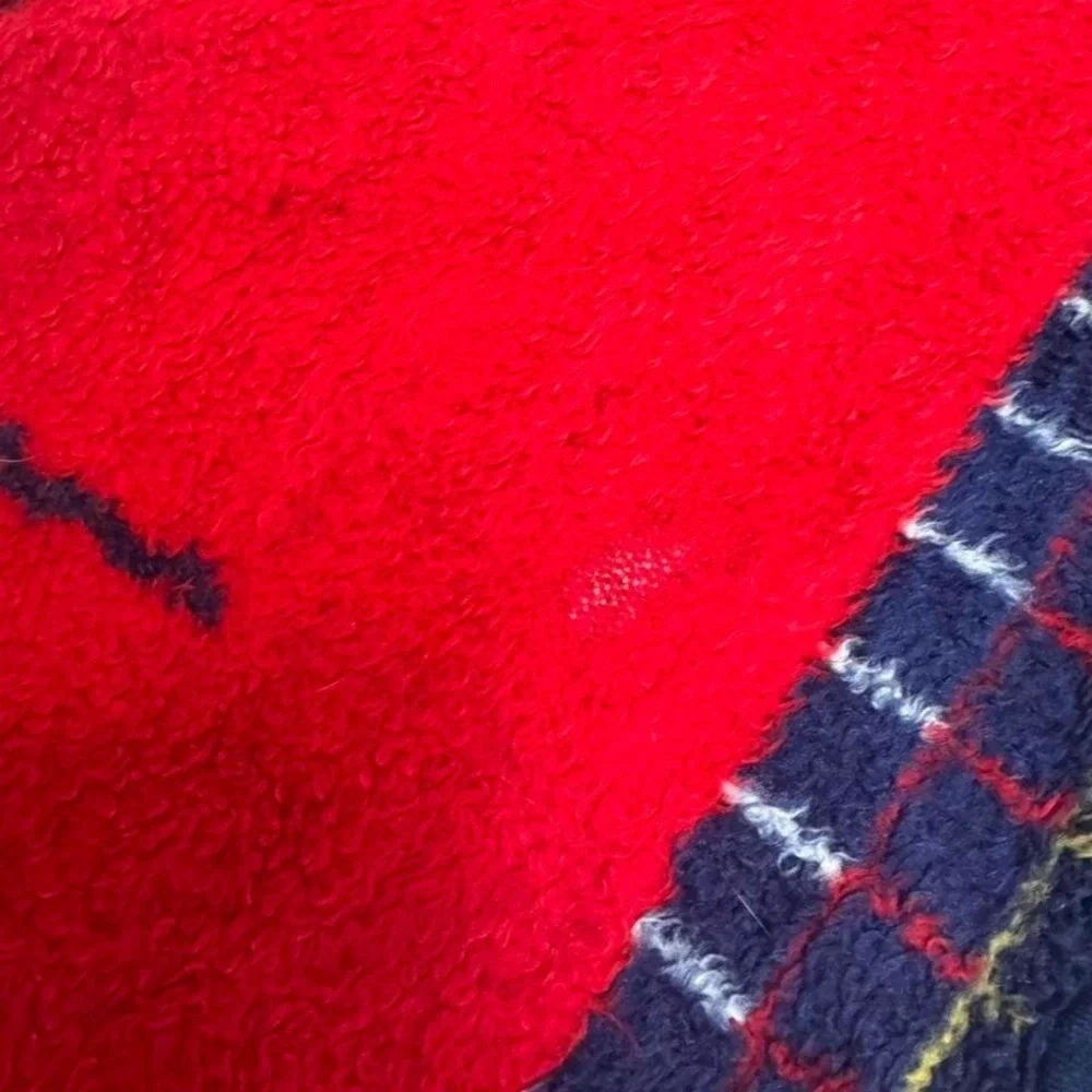 San Marcos Linea Dorada‎ Vintage Scottie dog throw blanket Size: 40 x 42 inches